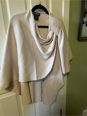 MICHI Cream Draped Poncho Sweater with Fox trimmer Fur Accent